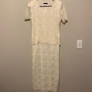 Serene Womans White Maxi/Party Dress Size 8